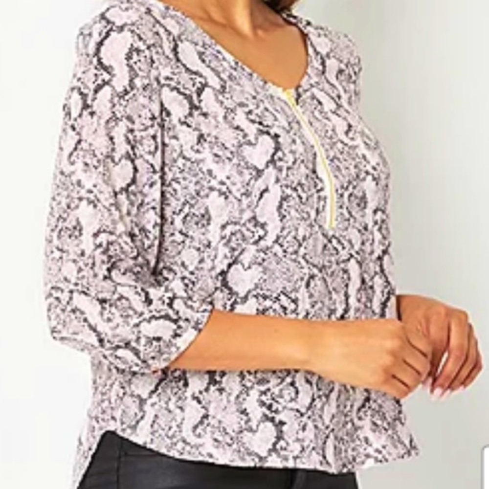 Bold Elements Womens V‎ Neck 3/4 Sleeve Blouse